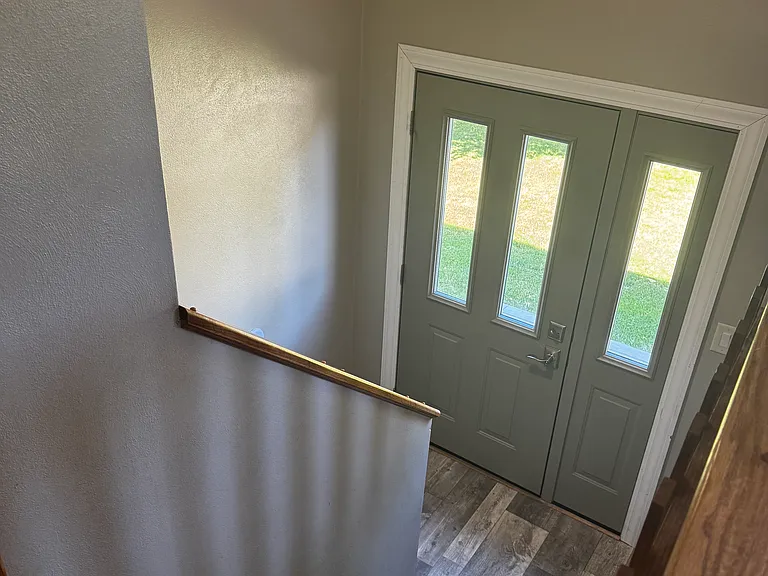 1108 N Algonquin Dr — Photo 2