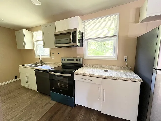 203 Vienna Cir — Photo 14