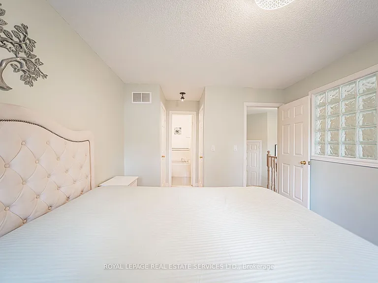 2250 Rockingham Dr #38 — Photo 21