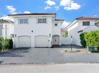 15361 SW 39th Ln, Miami, FL 33185