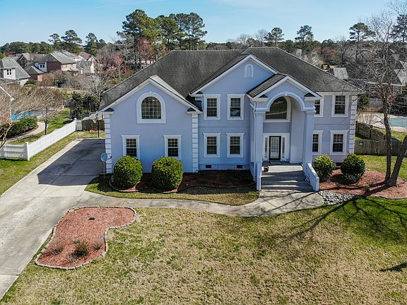 2nd image of 2480 Las Brisas Dr