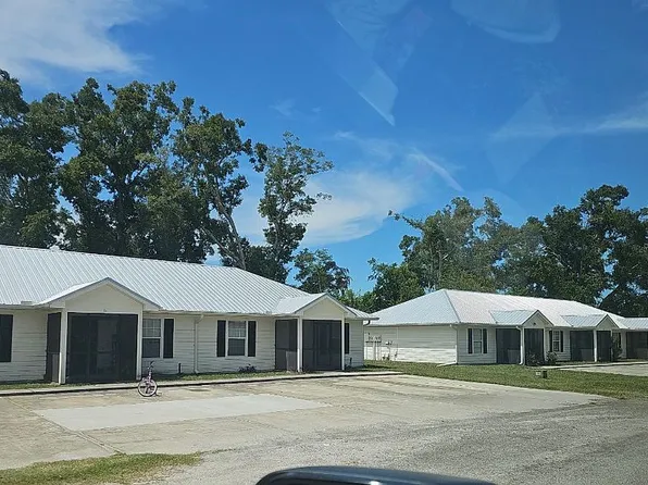 1439 N Paris St, Bell, FL 32619
