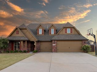 17410 E 45th Pl, Tulsa, OK 74134