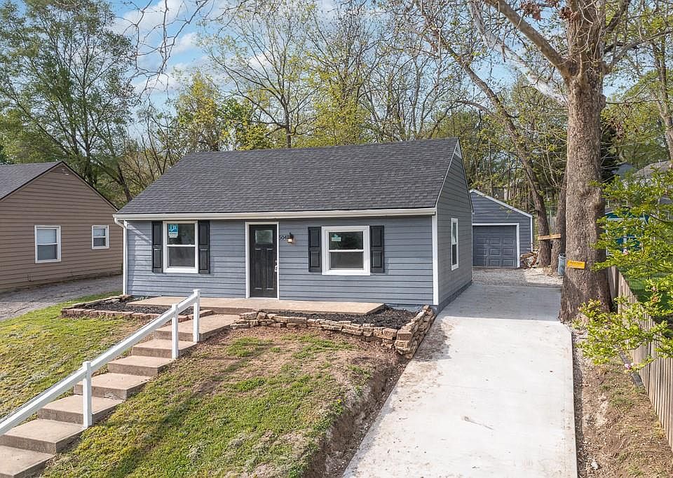 1st image of 5045 Forest Ave