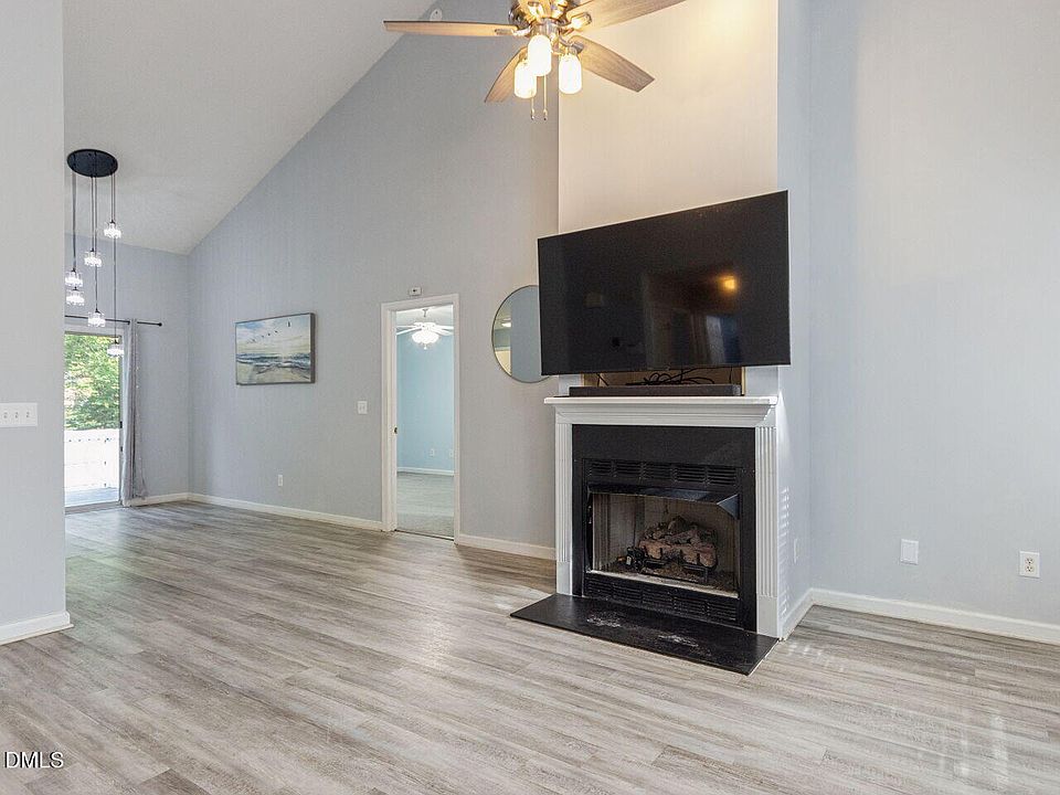 1st image of 3337 Neptune Dr