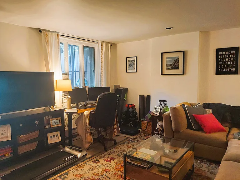 63 Chandler St #B — Photo 1