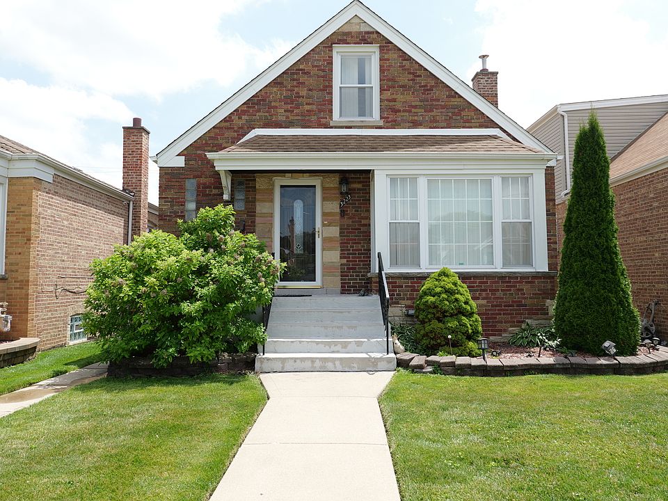 1st image of 3223 W 84th Pl