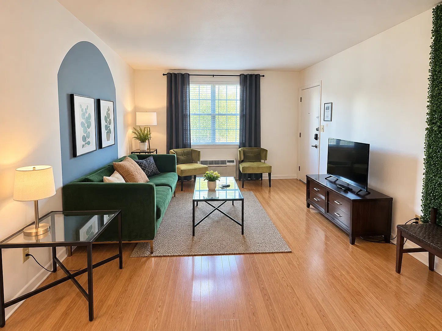 1 bed, 575 sqft, $1,650 — Photo 2