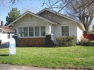 1st image of 1432 6th Ave E