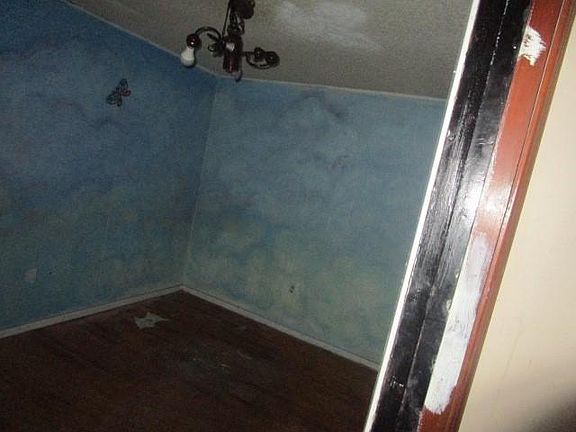 5th image of 25806 Poirrier Ln