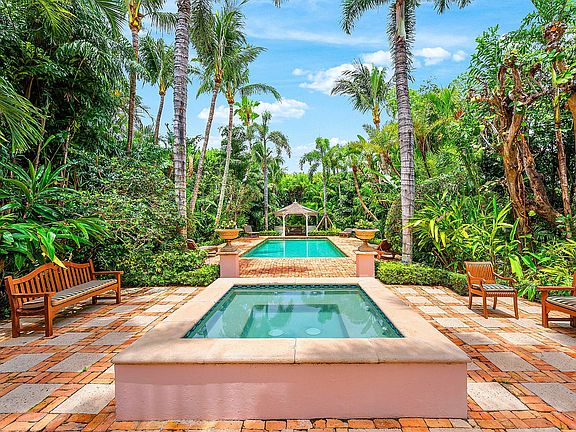 2nd image of 406 N Ocean Boulevard