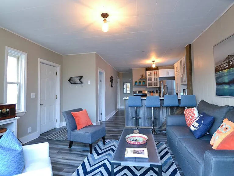 89 Fairbanks St #4 — Photo 1