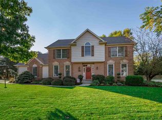 14516 Old Farm Rd, Granger, IN 46530