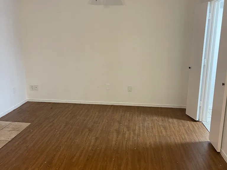 4529 Mizzenmast Ct #4529 — Photo 11