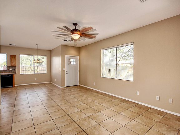 3rd image of 1013 W Speedway Blvd