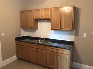 920 Chicopee St APT 2, Chicopee, MA 01013