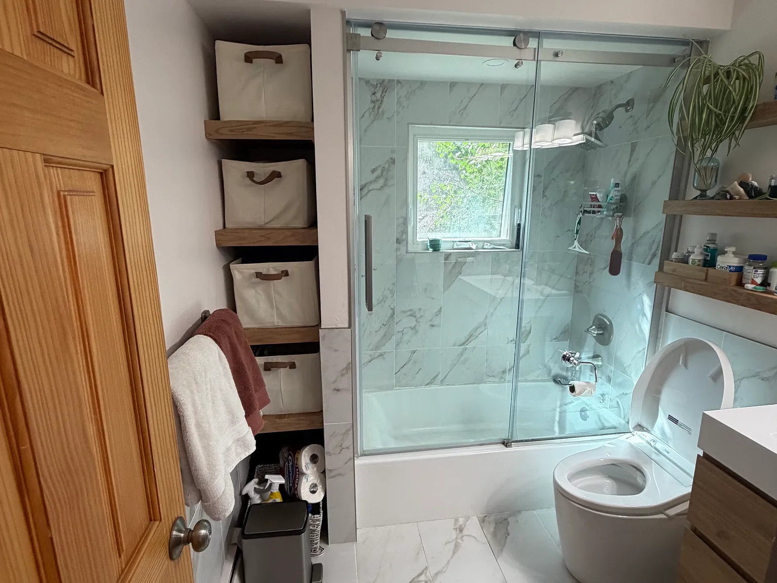 2 bed, 1000 sqft, $3,400 — Photo 3