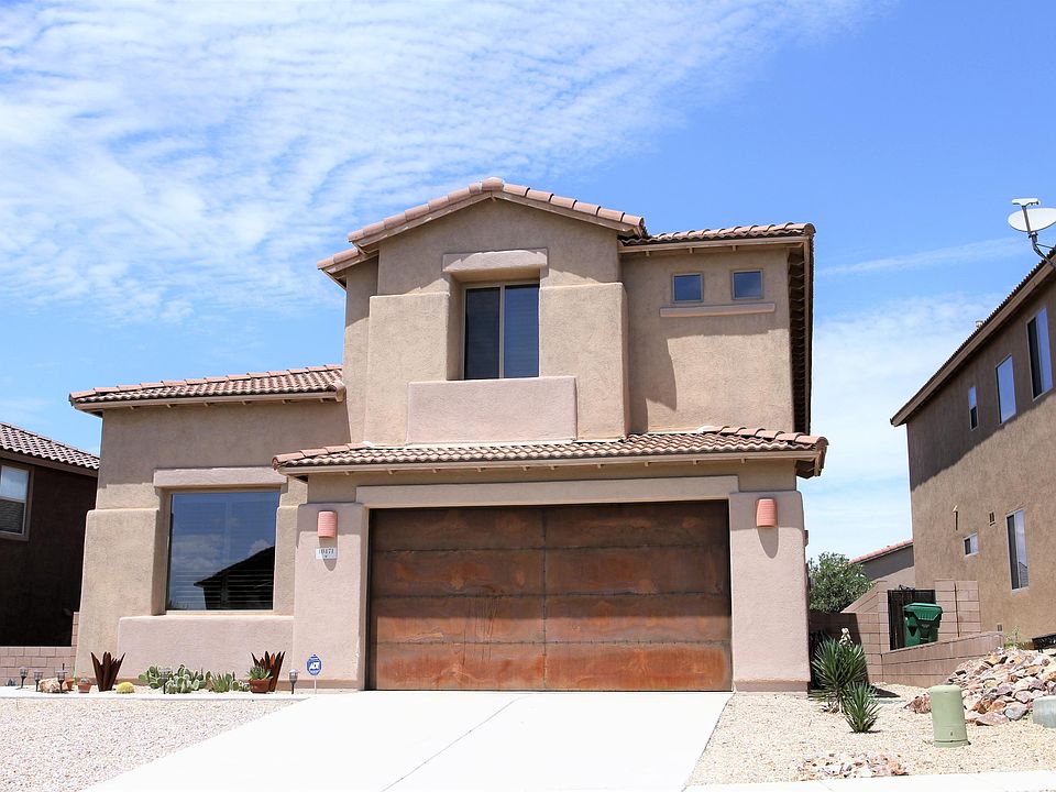 1st image of 10471 S Cutting Horse Dr