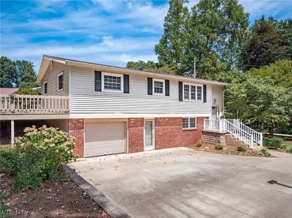 109 Nelson Ave, Marietta, OH 45750