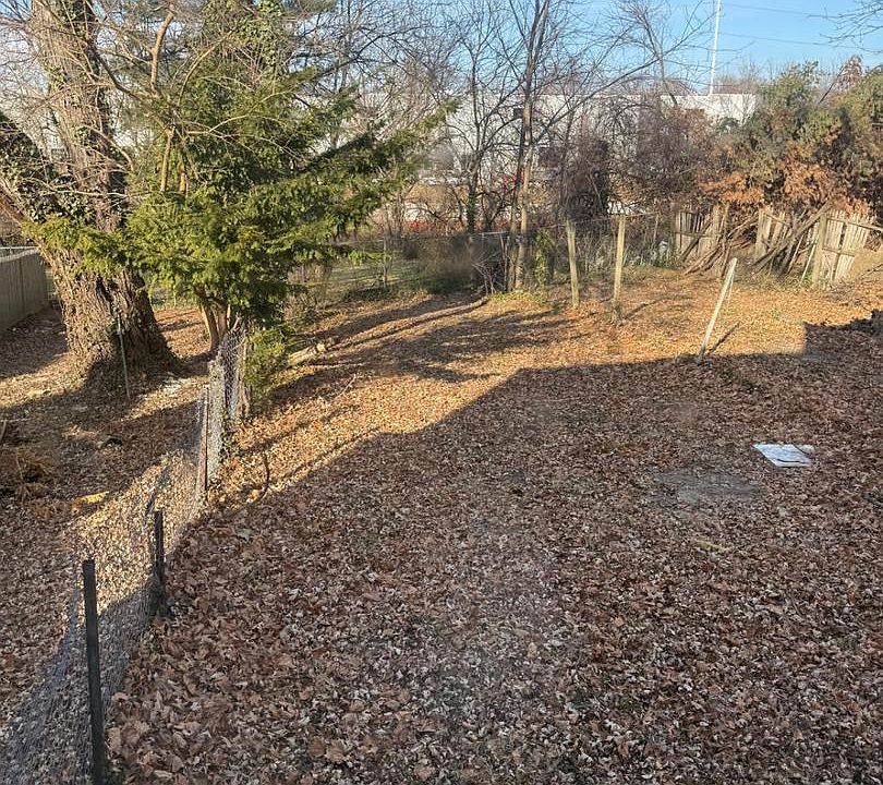 2nd image of 1277 Haverford Rd