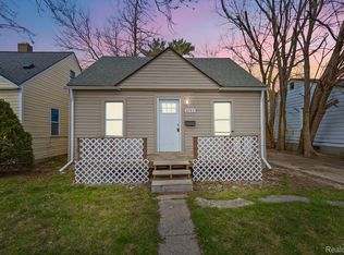 6783 Chalmers Ave, Warren, MI 48091