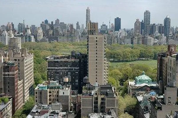 Sold by Torkan Real Estate | media 10