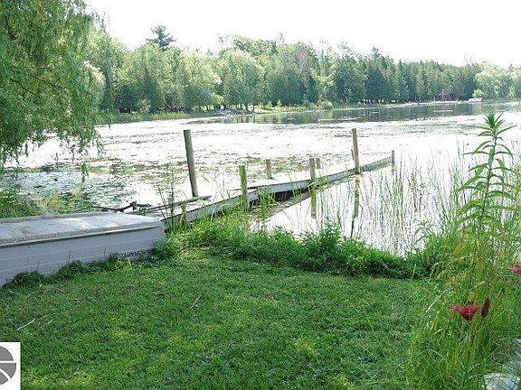 3rd image of 7549 Gregory Dr