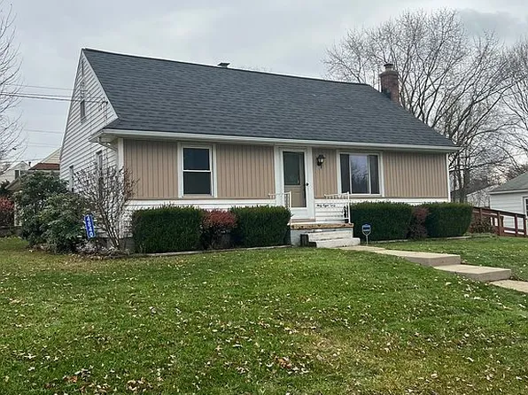 4840 Arbor Rd SW, Canton, OH 44710