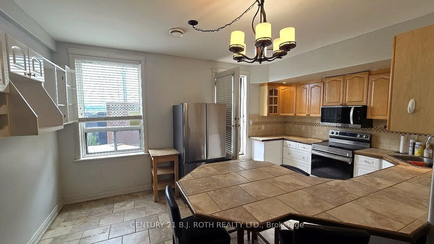 2 bed, $1,995 — Photo 2