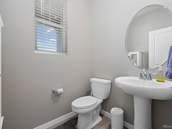 4th image of 918 Honey Berry Court