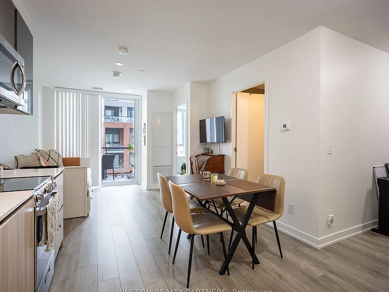 3100 Keele St #605 — Photo 8