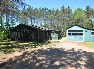 E2932 Phylane Rd, Lone Rock, WI 53556