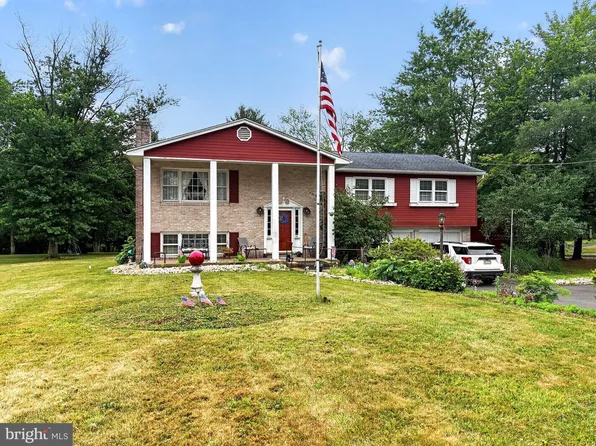 50 E 7th Ave, Trappe, PA 19426