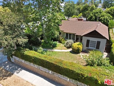 11216 Aqua Vista St, North Hollywood, CA, 91602