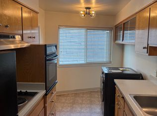 282 Wayne Ave APT 203, Oakland, CA 94606