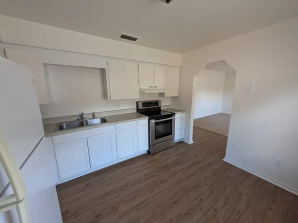 607 Kansas Ave, Lakeland, FL 33815