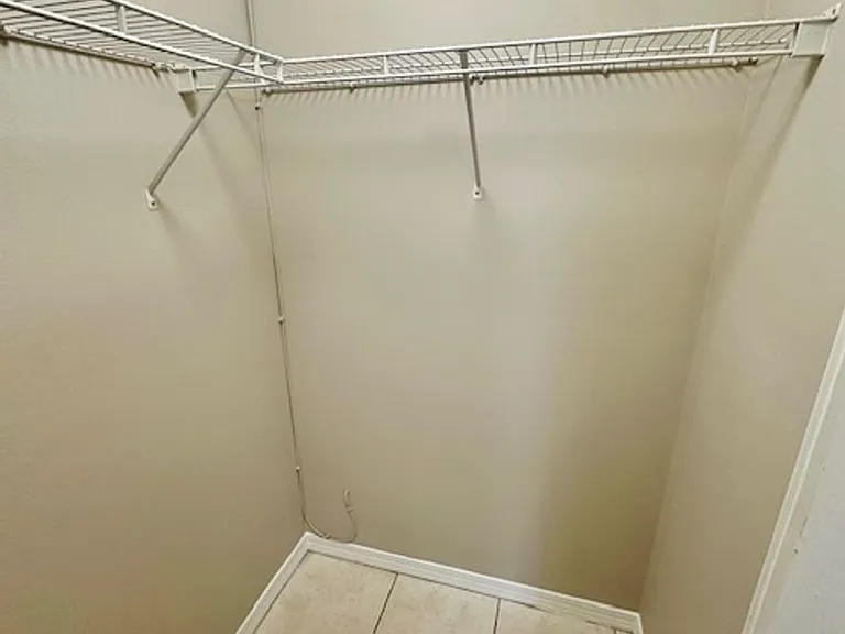 29 E Lane Dr — Photo 15