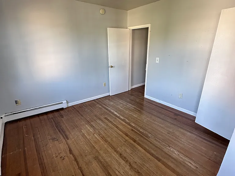126 Oak St #2B — Photo 10