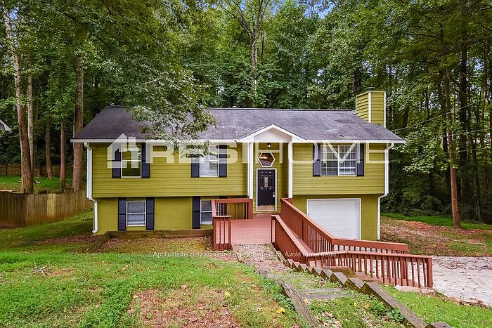 1st image of 982 Millwood Dr SW