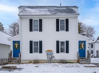426 3rd St, Rollinsford, NH 03869