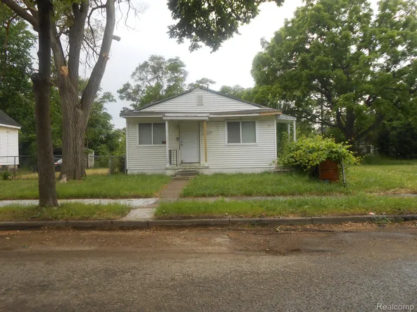 17345 Gallagher Ave, Detroit, MI 48212