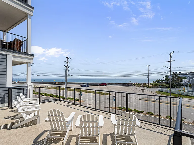 535 Ocean Blvd #403 — Photo 43