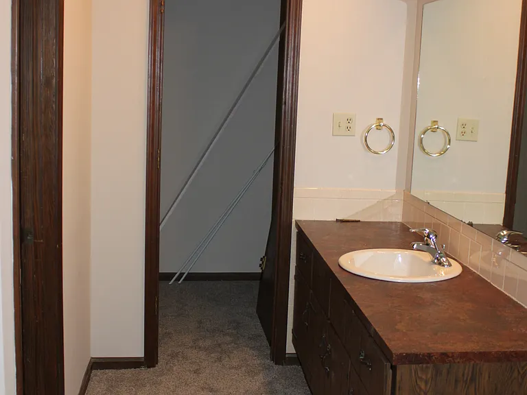 3258 S Elmira Ave — Photo 11