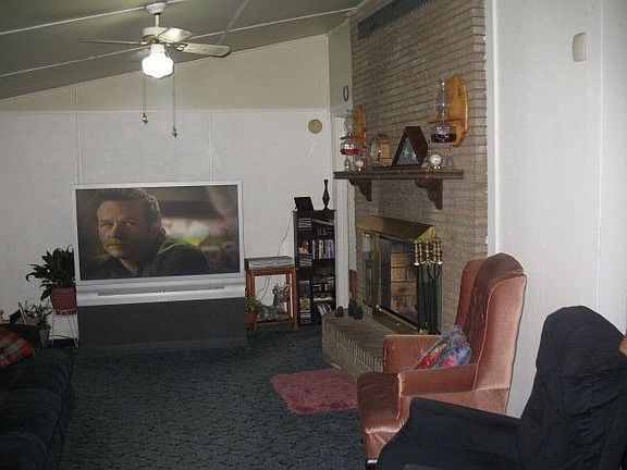 4th image of 4053 Lafayette Dr