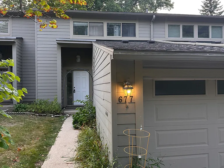 677 Skynob Dr — Photo 1