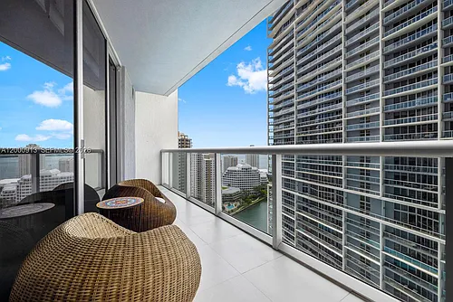 475 Brickell Ave #2611 Photo 1