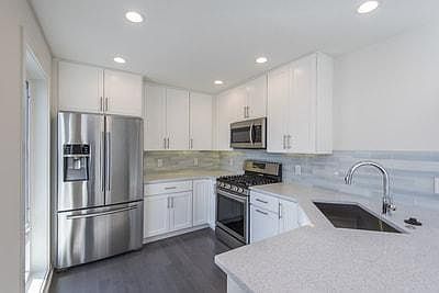 4th image of 724 S Sartain St #4