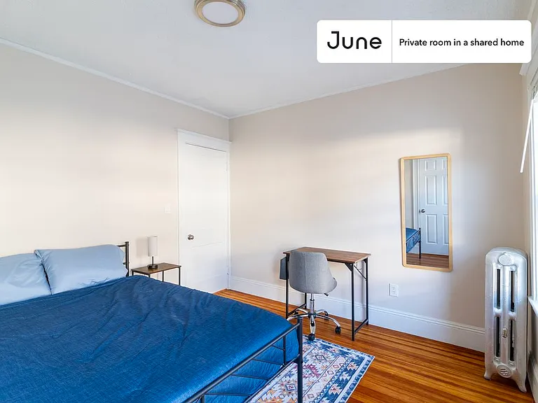 21 Easton St #B — Photo 1