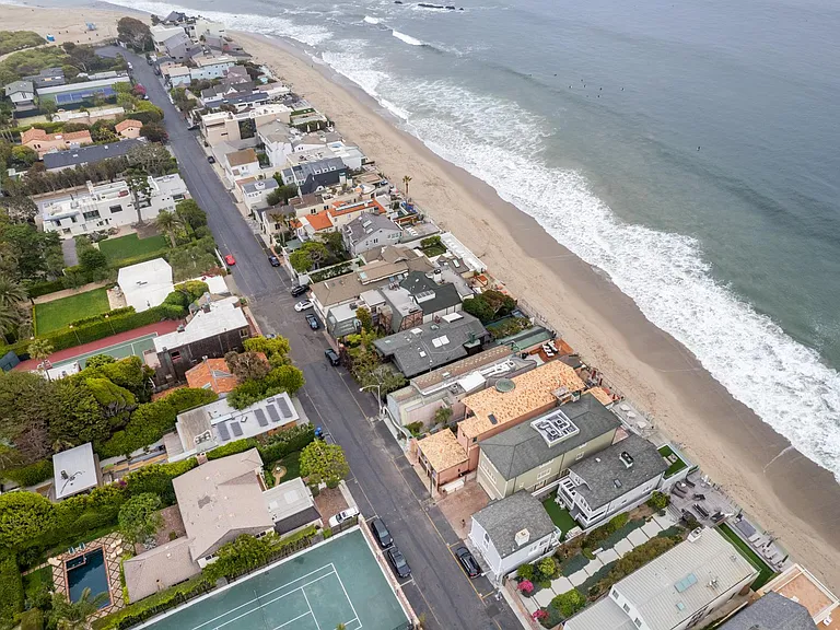 Immerse yourself in all that Malibu has to offer!