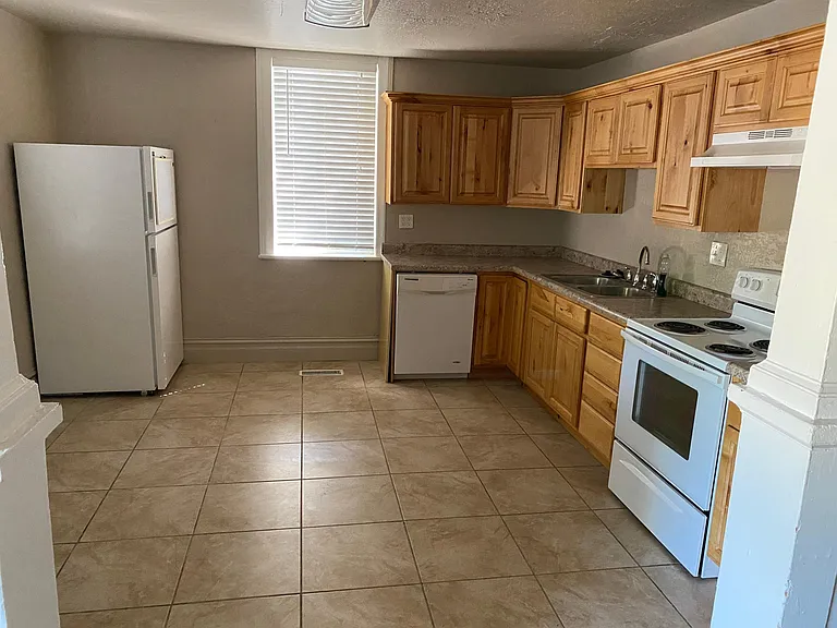 1734 S West Temple St #A — Photo 2
